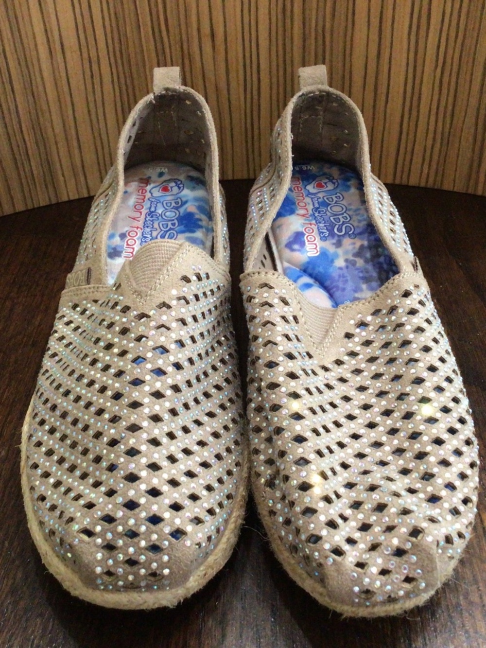 Bobs from sketchers memory foam slip on shoes. Size 6 1/2. Very gently worn.